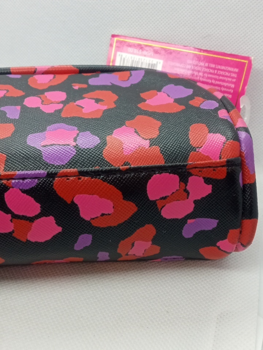 MACBETH COLLECTION: MAKE UP BAG - Picture 11 of 12